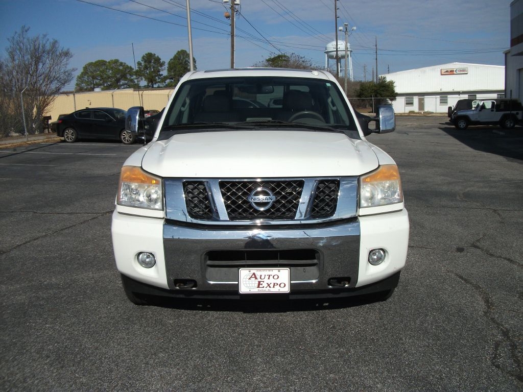 Nissan Titan SL Crew Cab 2WD 2013