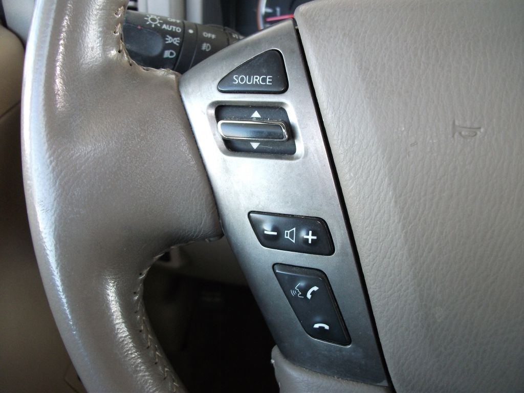 Nissan Titan SL Crew Cab 2WD 2013