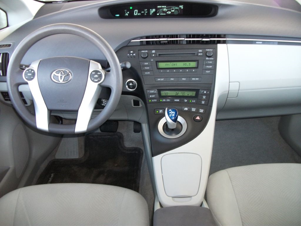 Toyota Prius Prius II 2010