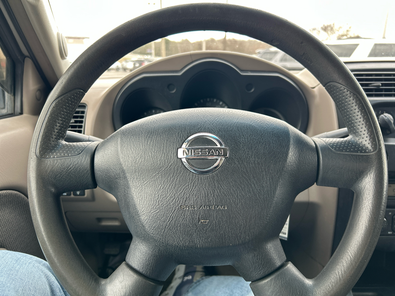 Nissan Frontier XE-V6 Crew Cab 2WD 2003