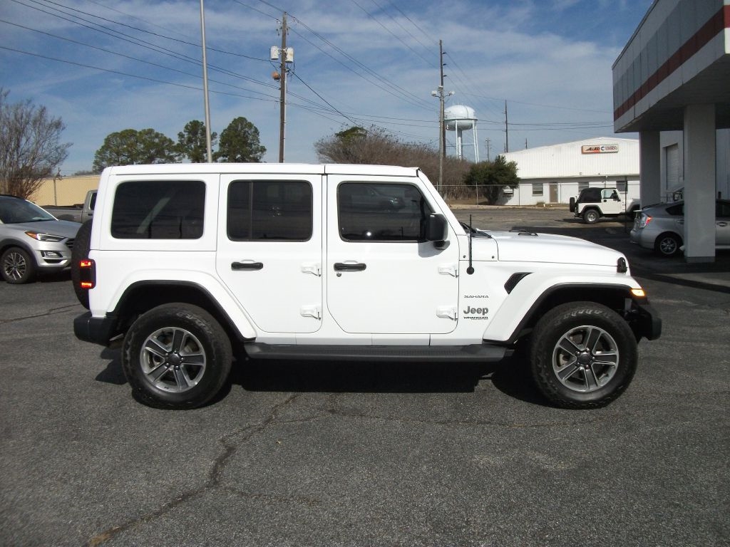 Jeep Wrangler Unlimited Sahara 2021