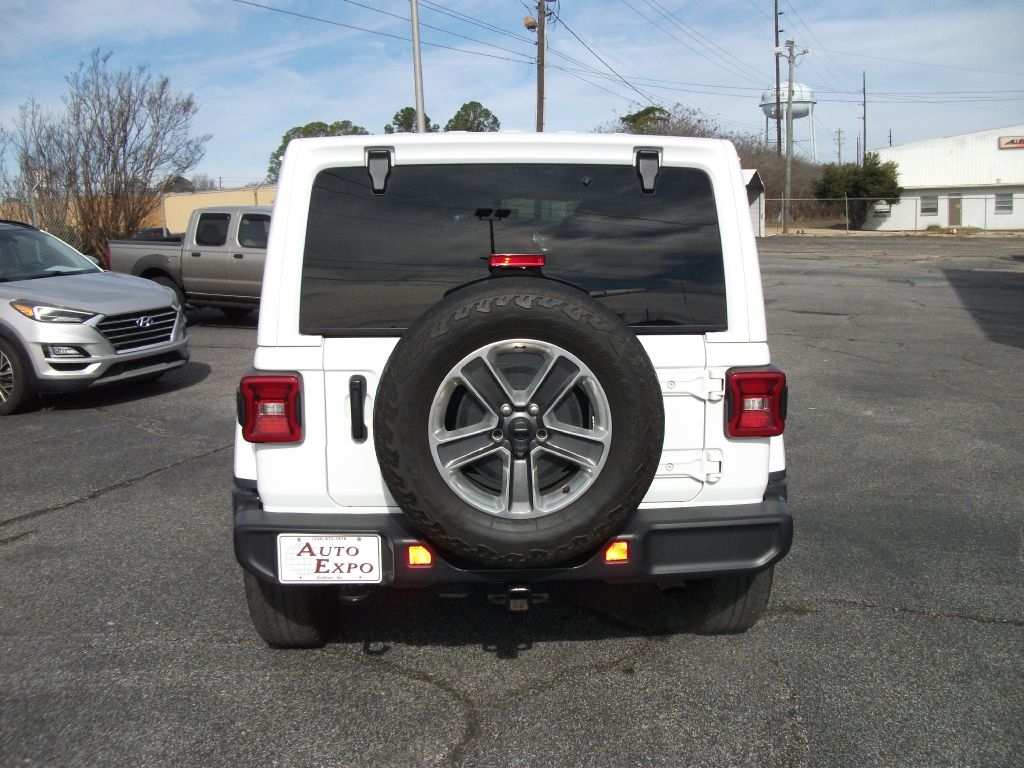 Jeep Wrangler Unlimited Sahara 2021