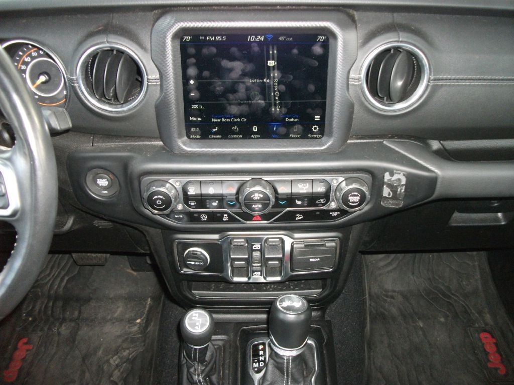 Jeep Wrangler Unlimited Sahara 2021