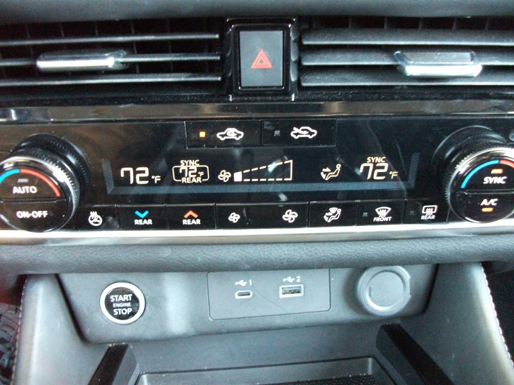 Nissan Rogue SL 2023