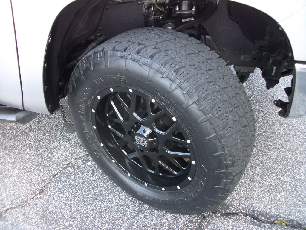 Toyota Tundra SR5 5.7L V8 CrewMax 2WD 2018