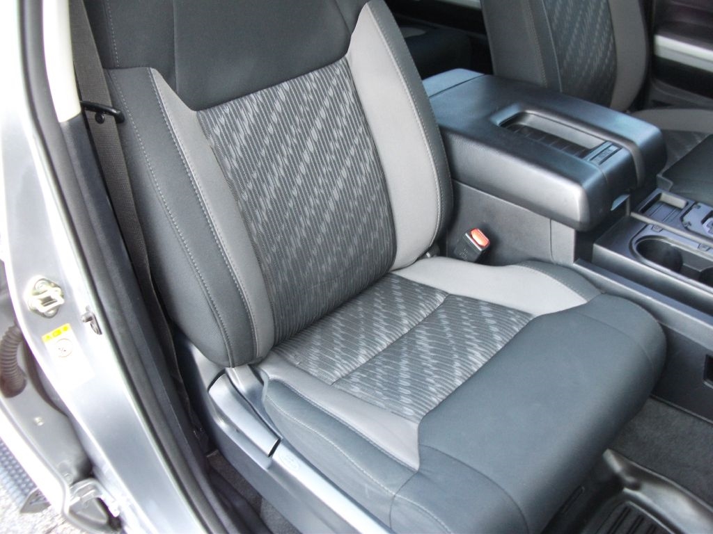 Toyota Tundra SR5 5.7L V8 CrewMax 2WD 2018