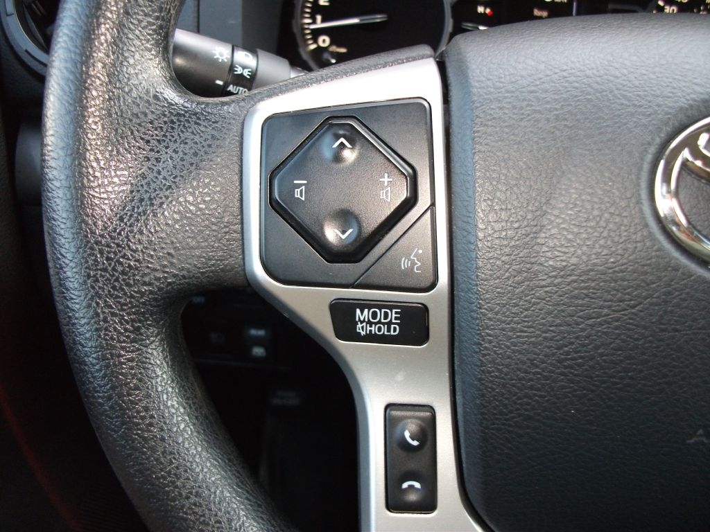 Toyota Tundra SR5 5.7L V8 CrewMax 2WD 2018