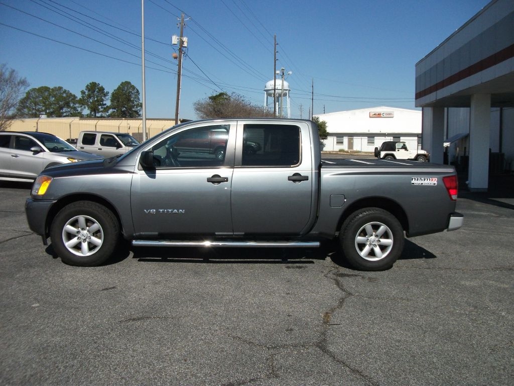Nissan Titan S Crew Cab 2WD 2015