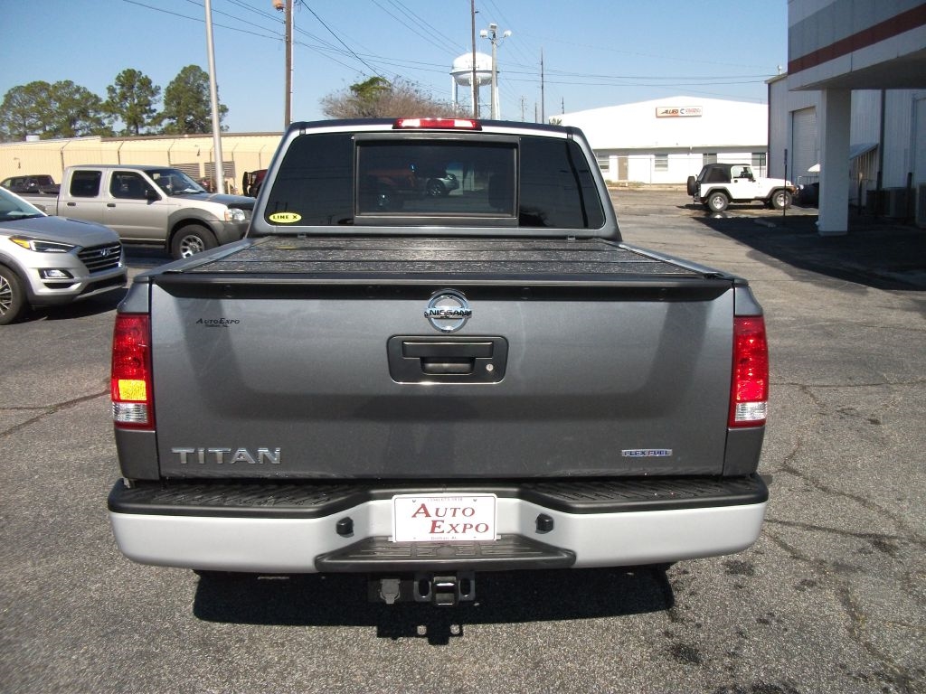 Nissan Titan S Crew Cab 2WD 2015