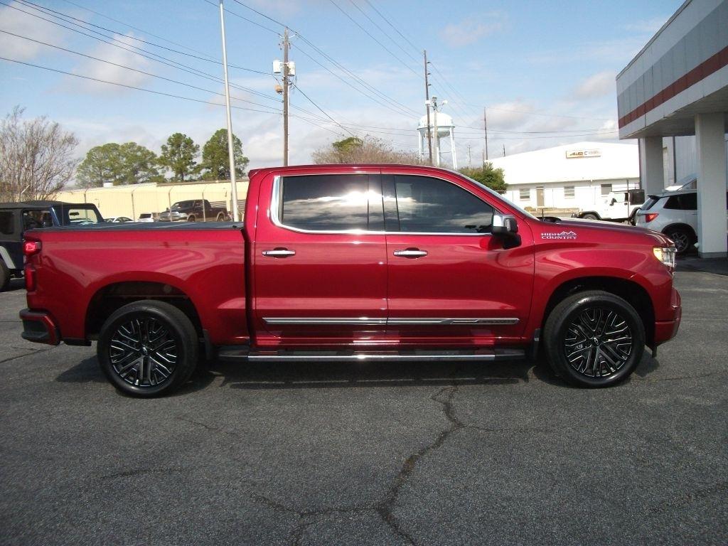 Chevrolet Silverado 1500 High Country Crew Cab 4WD 2022