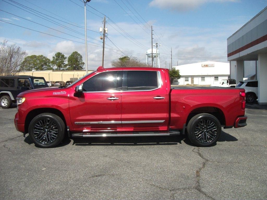 Chevrolet Silverado 1500 High Country Crew Cab 4WD 2022