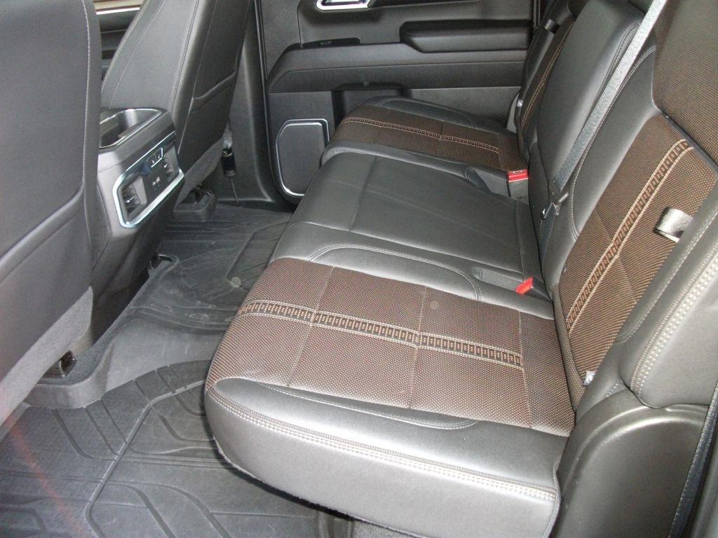 Chevrolet Silverado 1500 High Country Crew Cab 4WD 2022