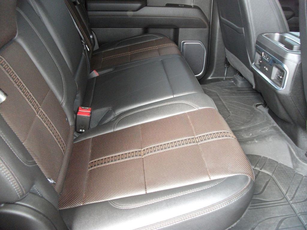 Chevrolet Silverado 1500 High Country Crew Cab 4WD 2022