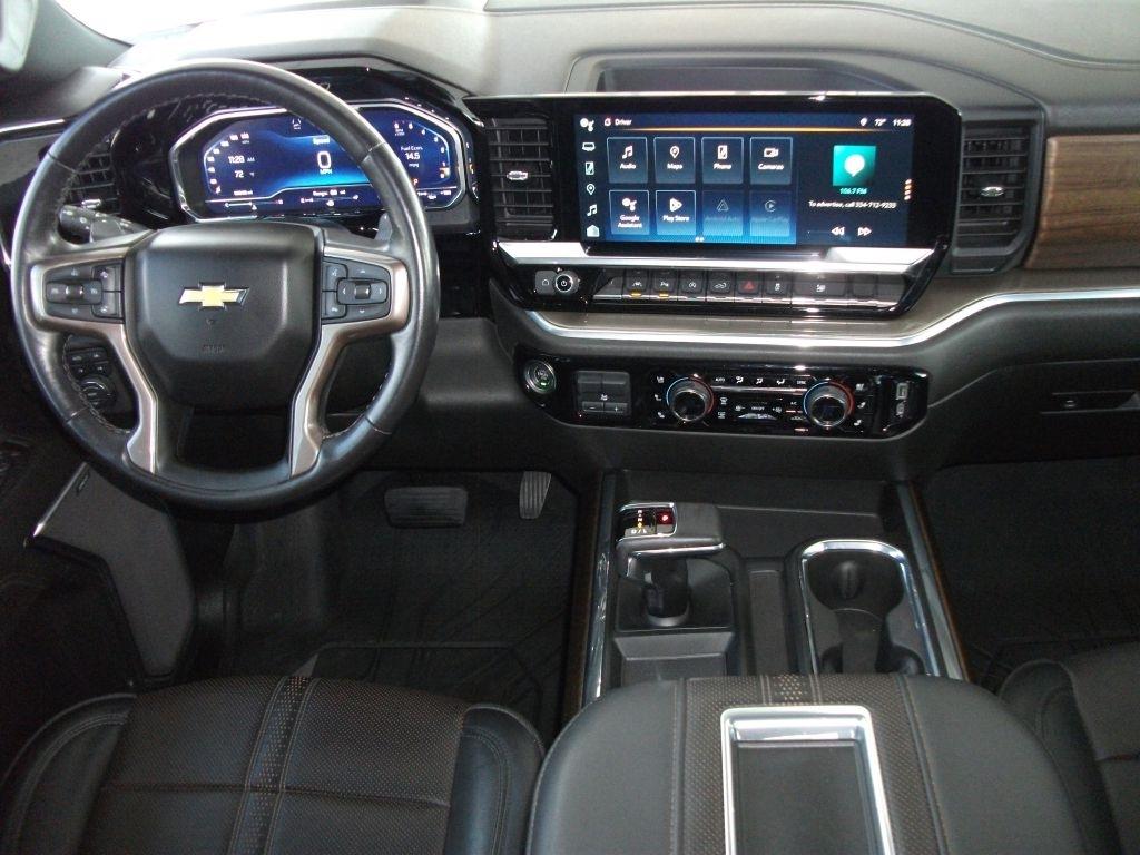 Chevrolet Silverado 1500 High Country Crew Cab 4WD 2022