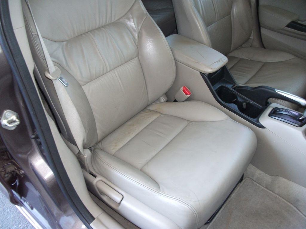 Honda Civic EX-L Sedan 5-Speed AT 2012