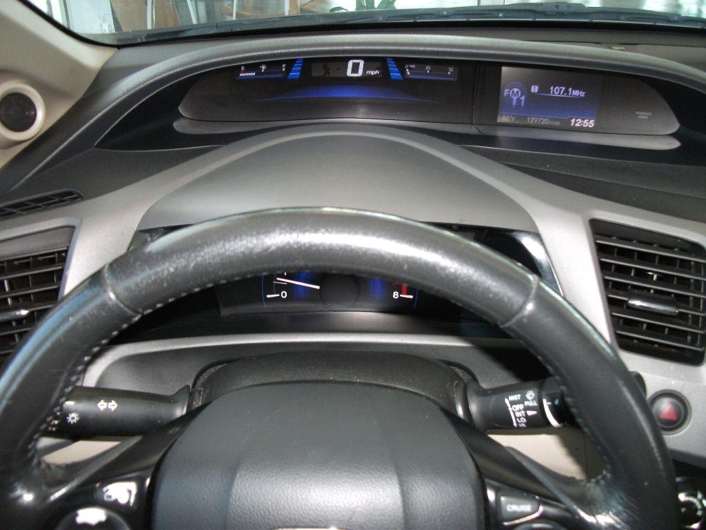 Honda Civic EX-L Sedan 5-Speed AT 2012
