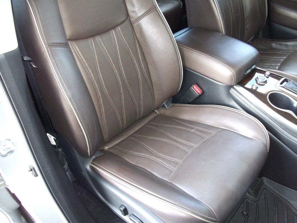 Infiniti QX60 4D SUV FWD 2018