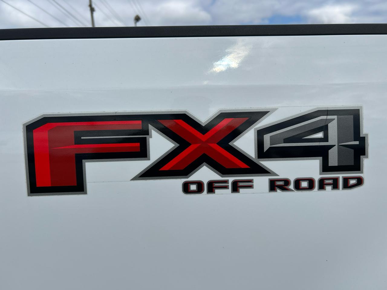 Ford F-250 SD XLT Crew Cab 4WD 2021