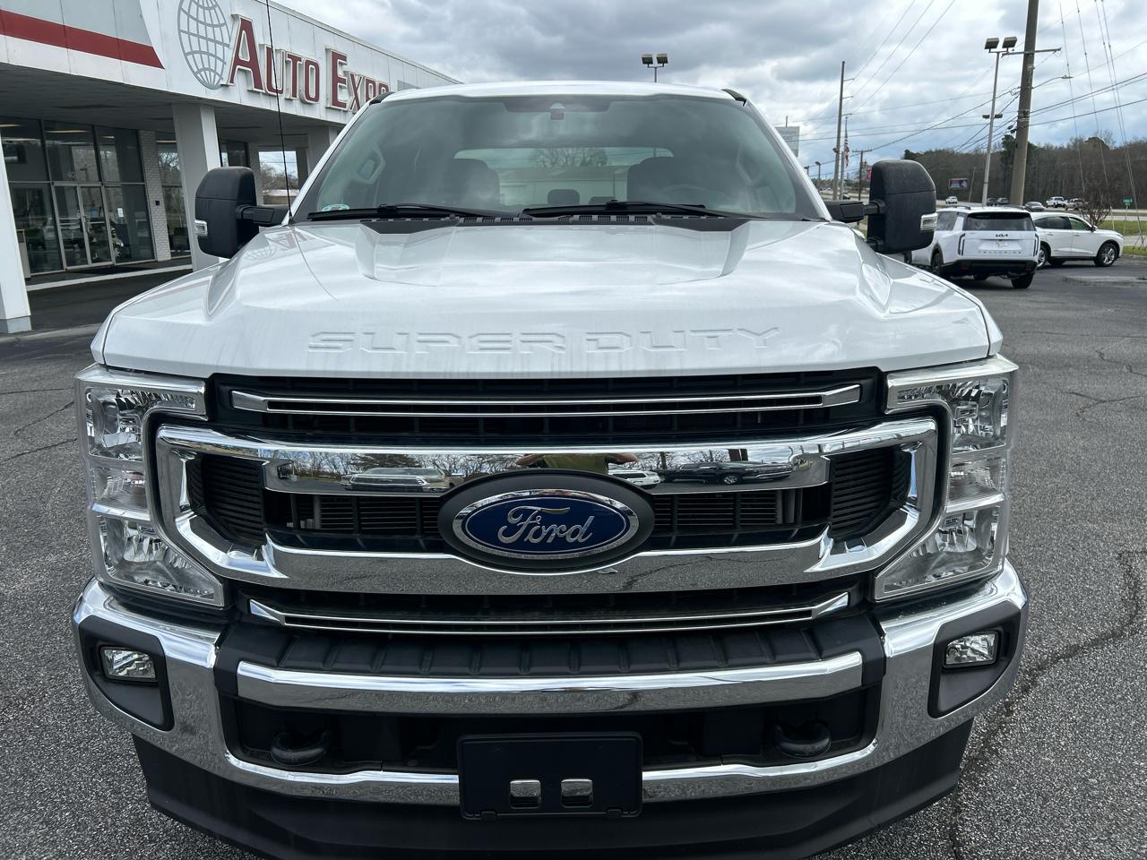 Ford F-250 SD XLT Crew Cab 4WD 2021