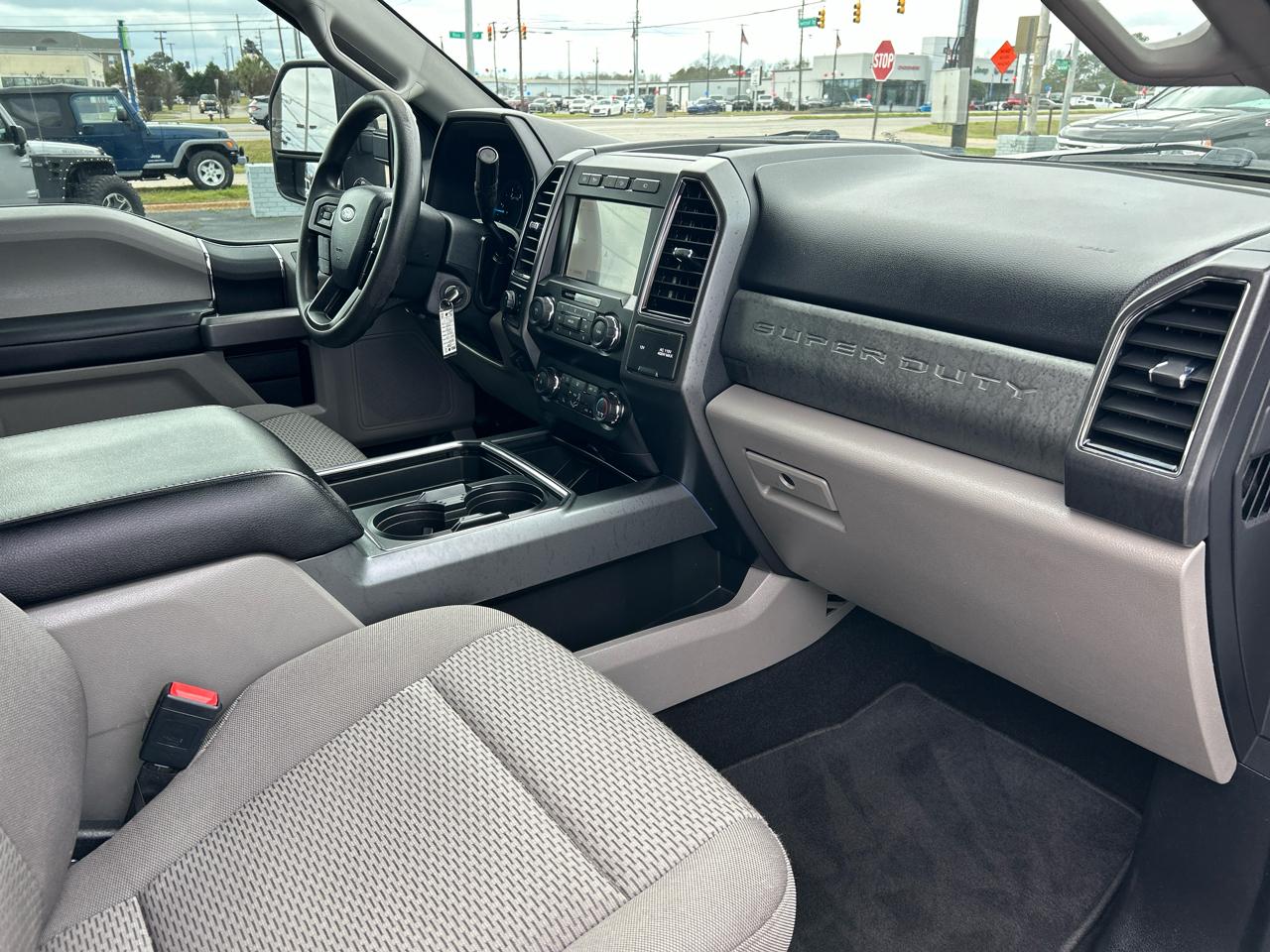 Ford F-250 SD XLT Crew Cab 4WD 2021