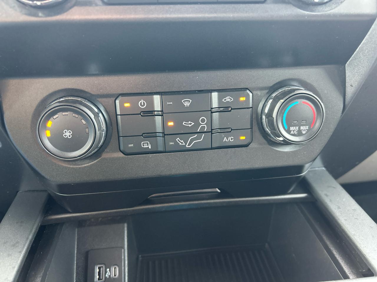 Ford F-250 SD XLT Crew Cab 4WD 2021