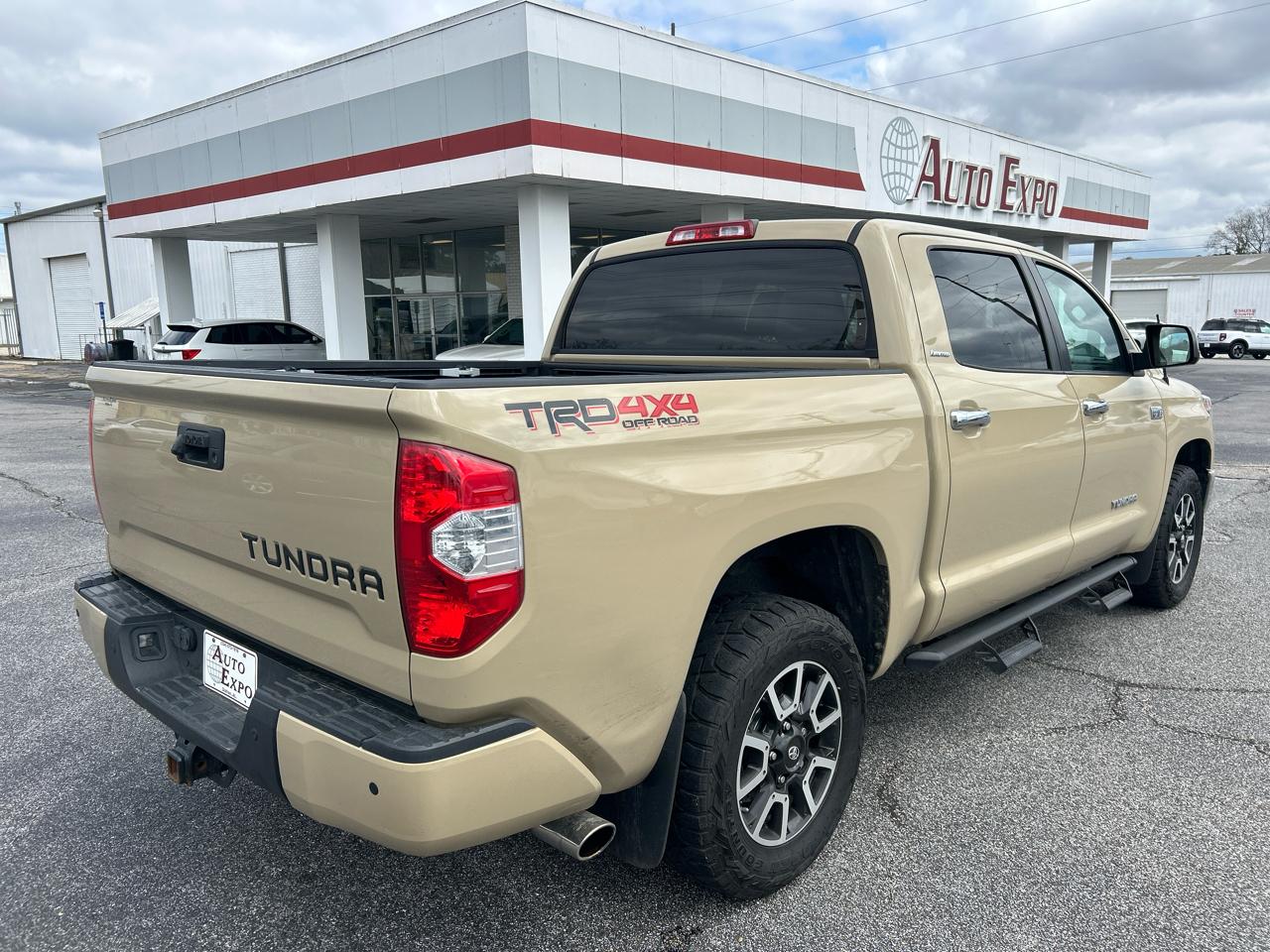 Toyota Tundra Limited 5.7L CrewMax 4WD 2019