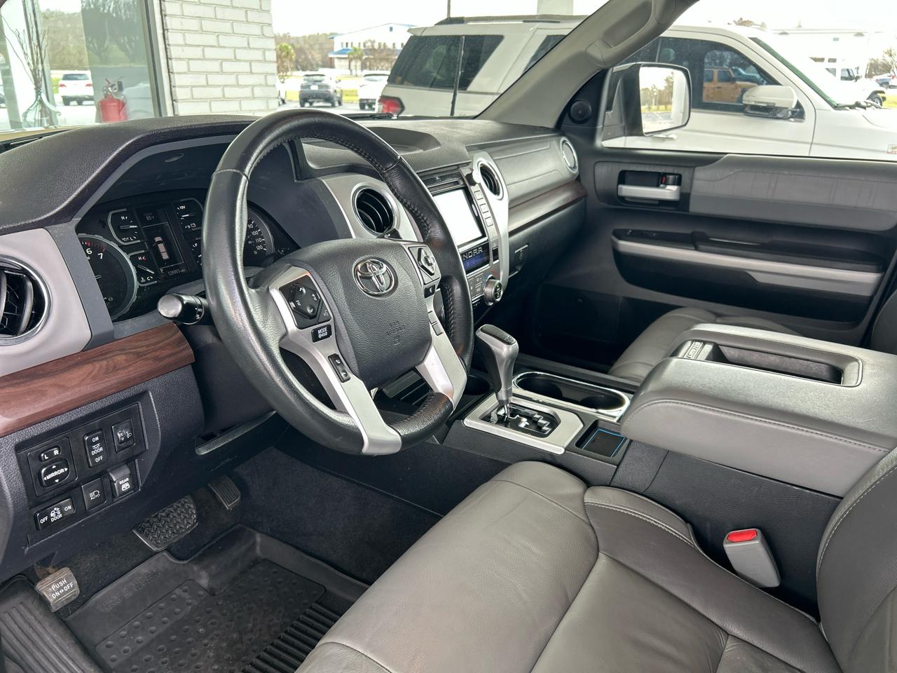 Toyota Tundra Limited 5.7L CrewMax 4WD 2019