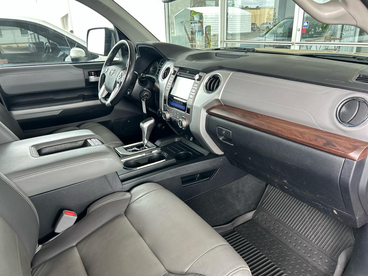 Toyota Tundra Limited 5.7L CrewMax 4WD 2019