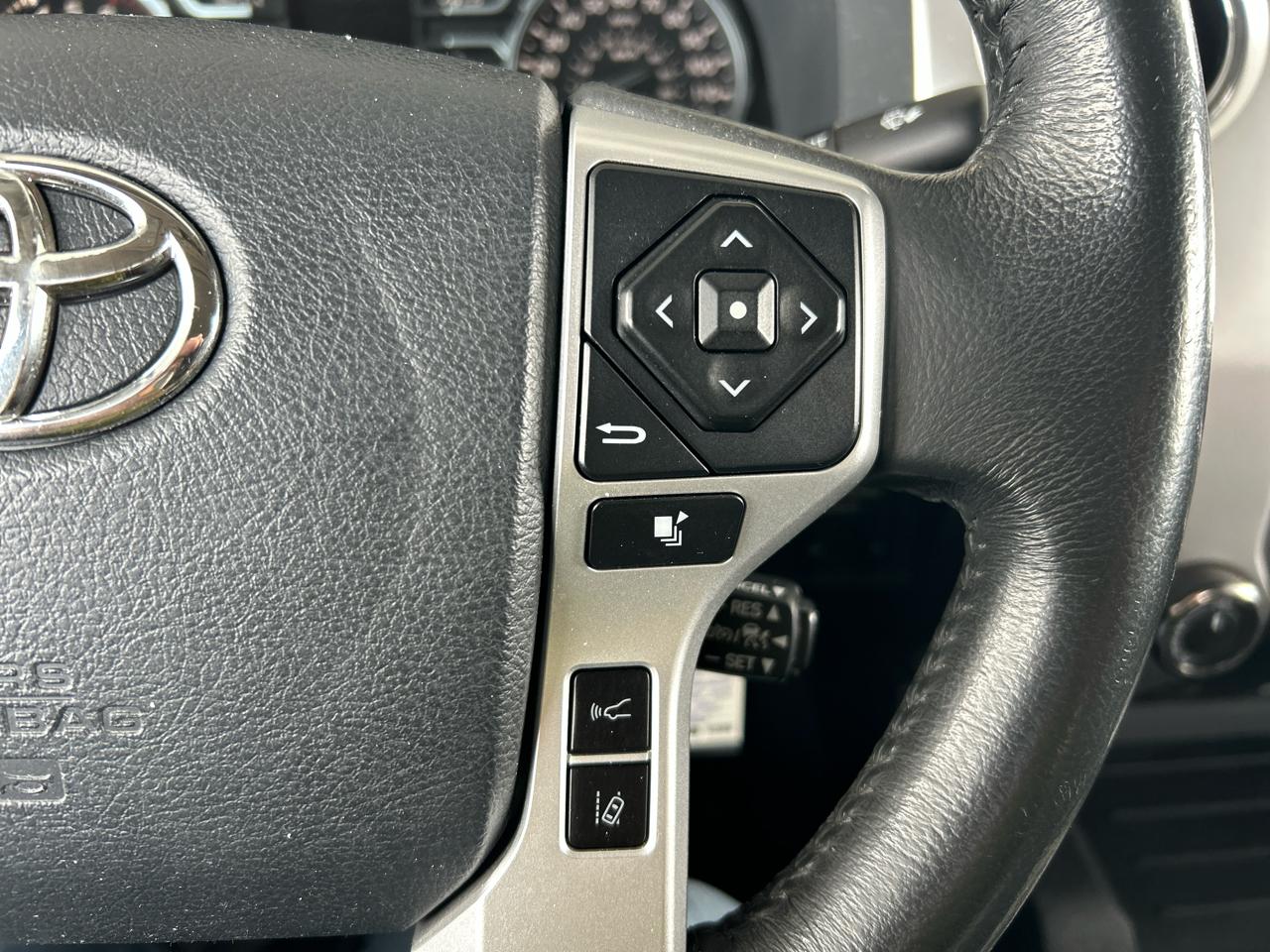 Toyota Tundra Limited 5.7L CrewMax 4WD 2019
