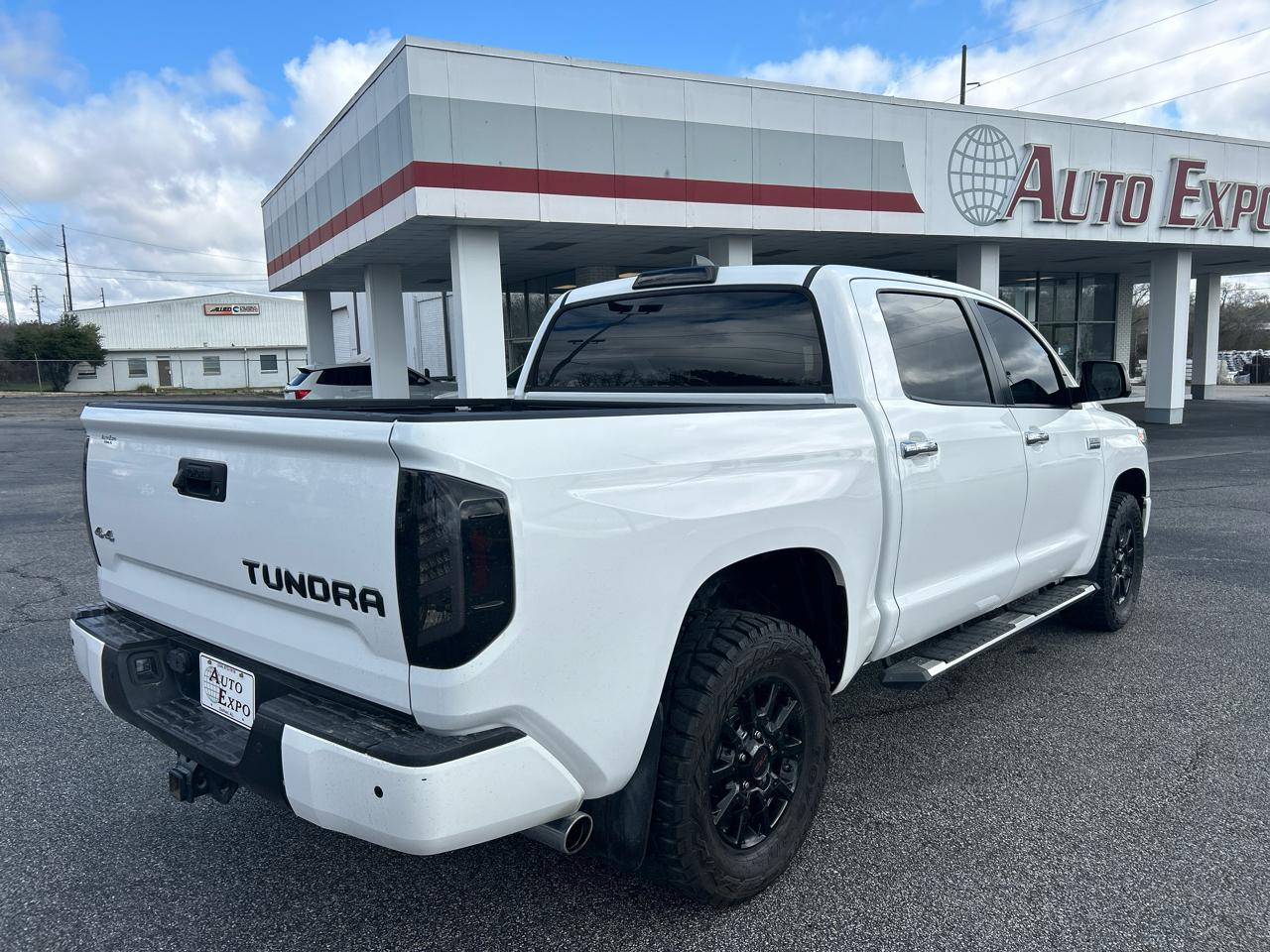 Toyota Tundra Platinum CrewMax 5.7L 4WD 2020