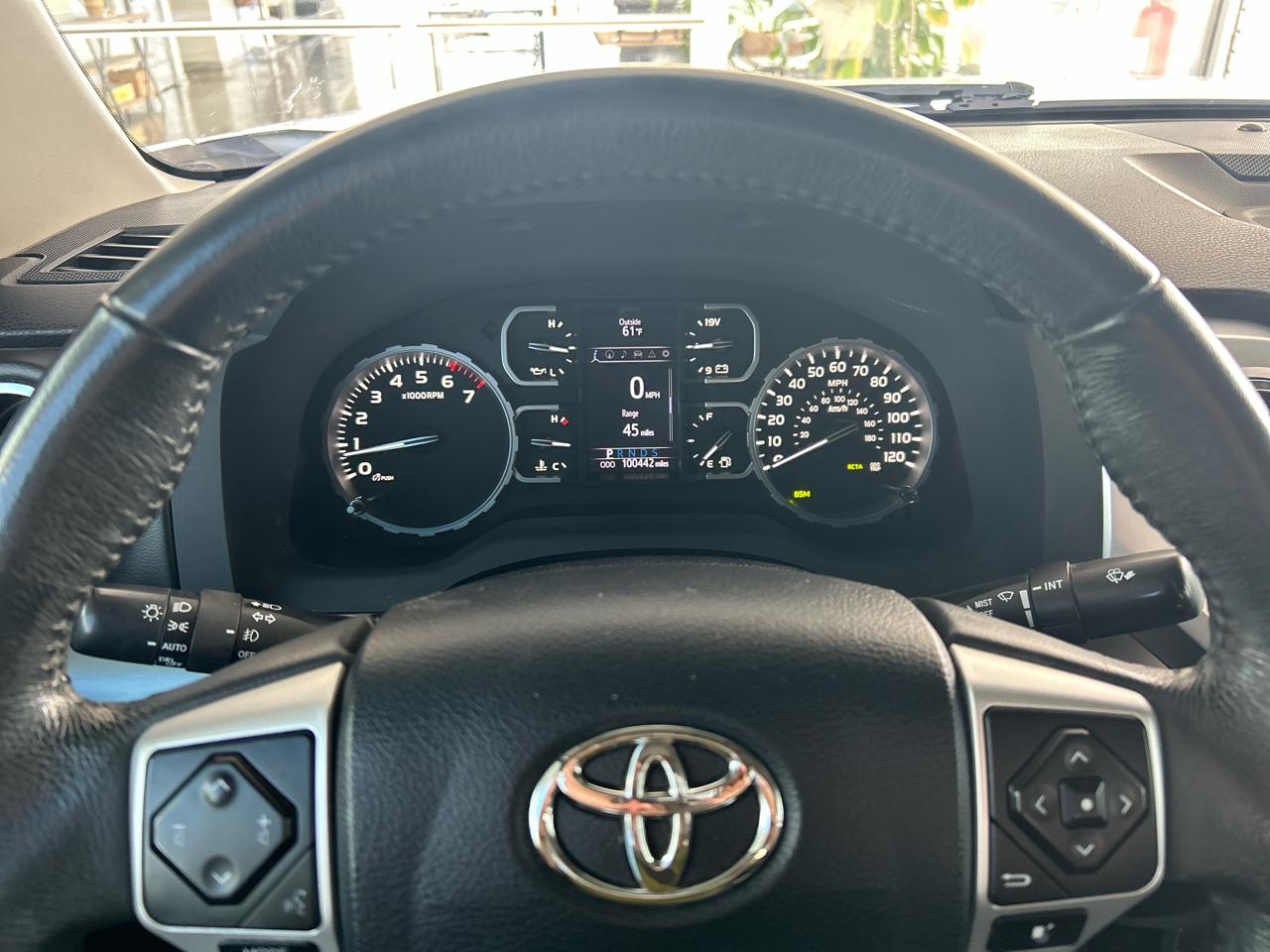 Toyota Tundra Platinum CrewMax 5.7L 4WD 2020