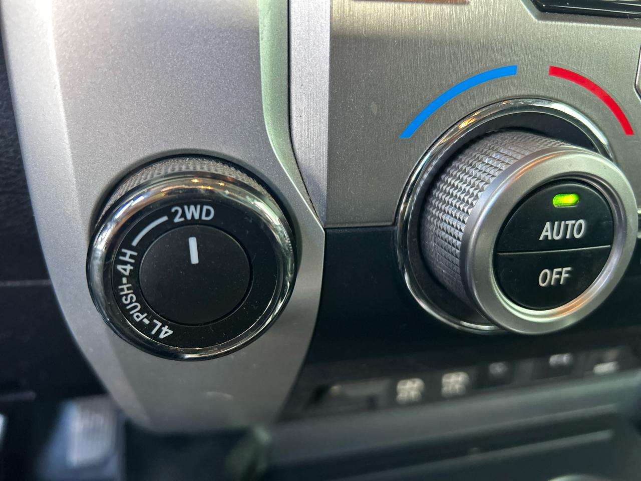 Toyota Tundra Platinum CrewMax 5.7L 4WD 2020