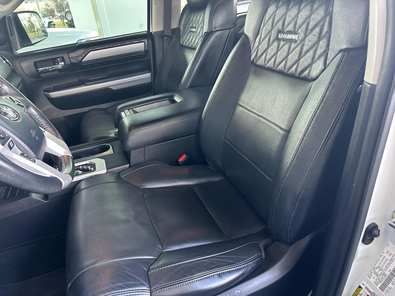 Toyota Tundra Platinum CrewMax 5.7L 4WD 2020