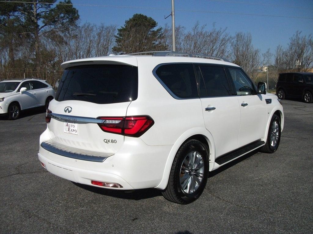 Infiniti QX80 LUXE 2020