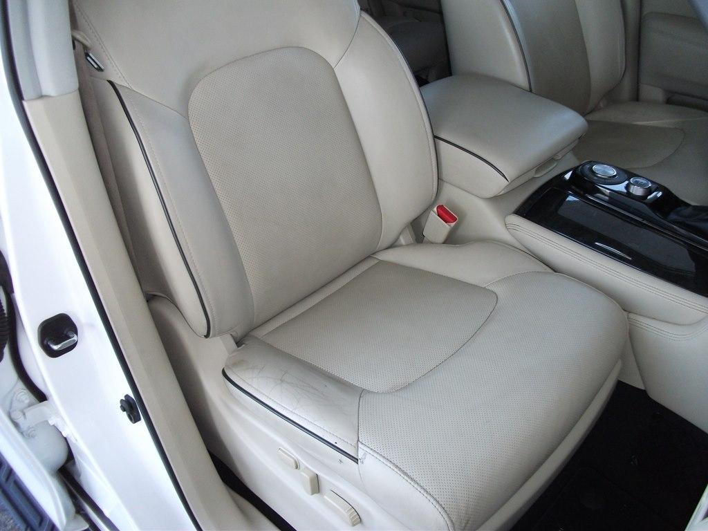 Infiniti QX80 LUXE 2020