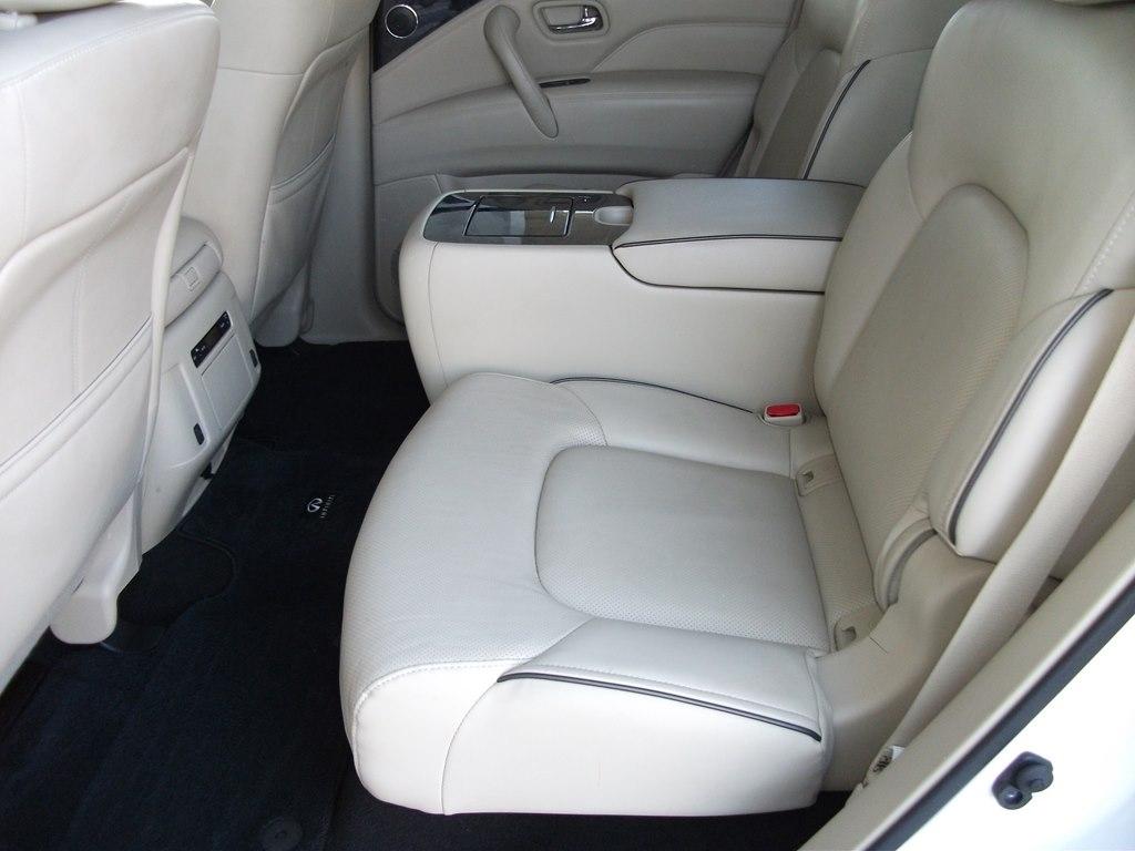 Infiniti QX80 LUXE 2020