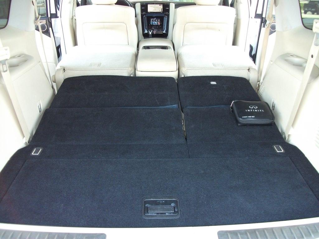 Infiniti QX80 LUXE 2020