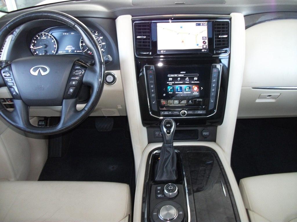 Infiniti QX80 LUXE 2020