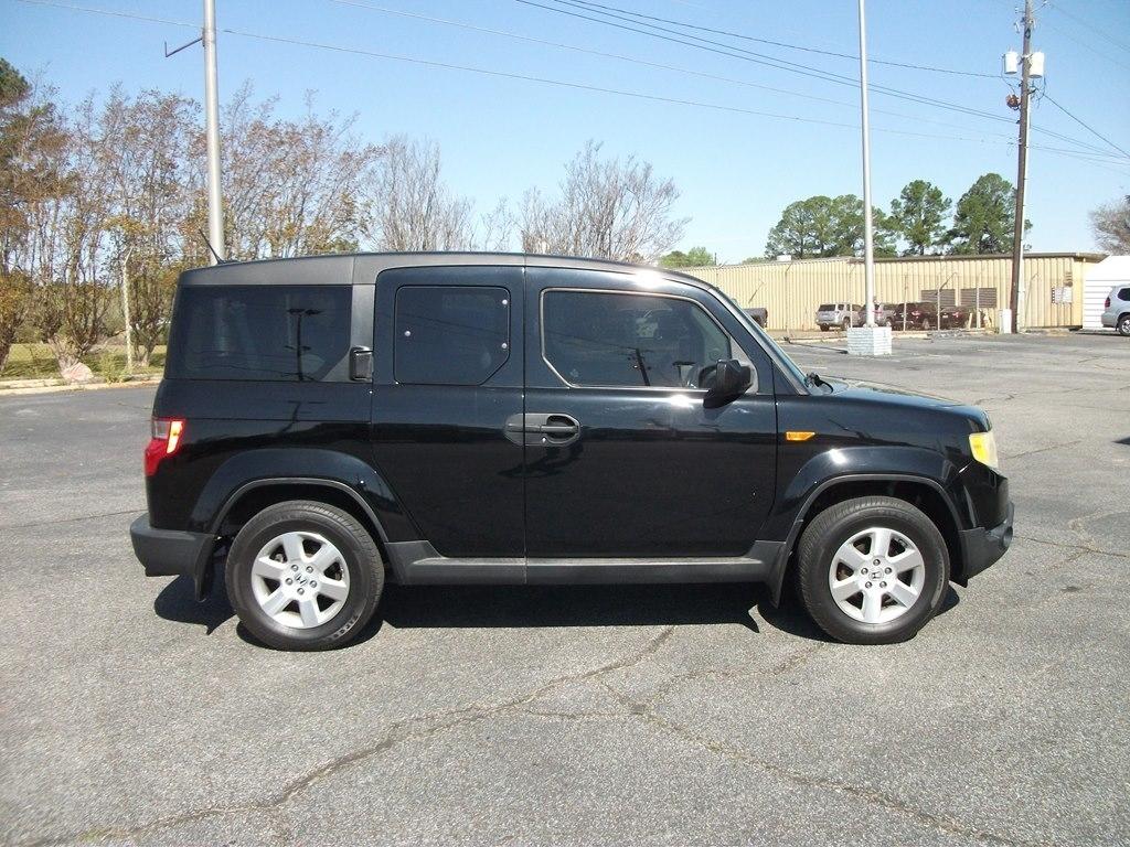 Honda Element EX 2WD AT 2011