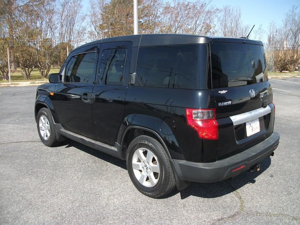 Honda Element EX 2WD AT 2011