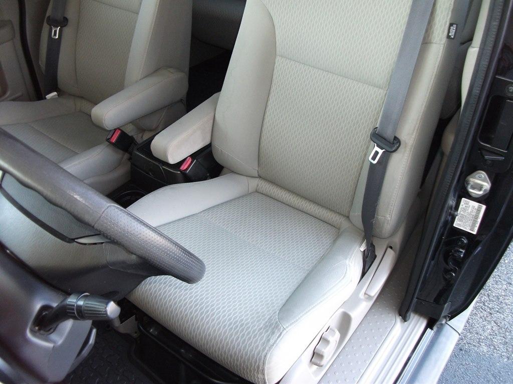 Honda Element EX 2WD AT 2011