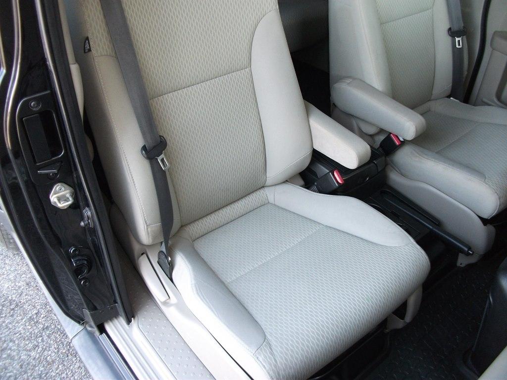 Honda Element EX 2WD AT 2011