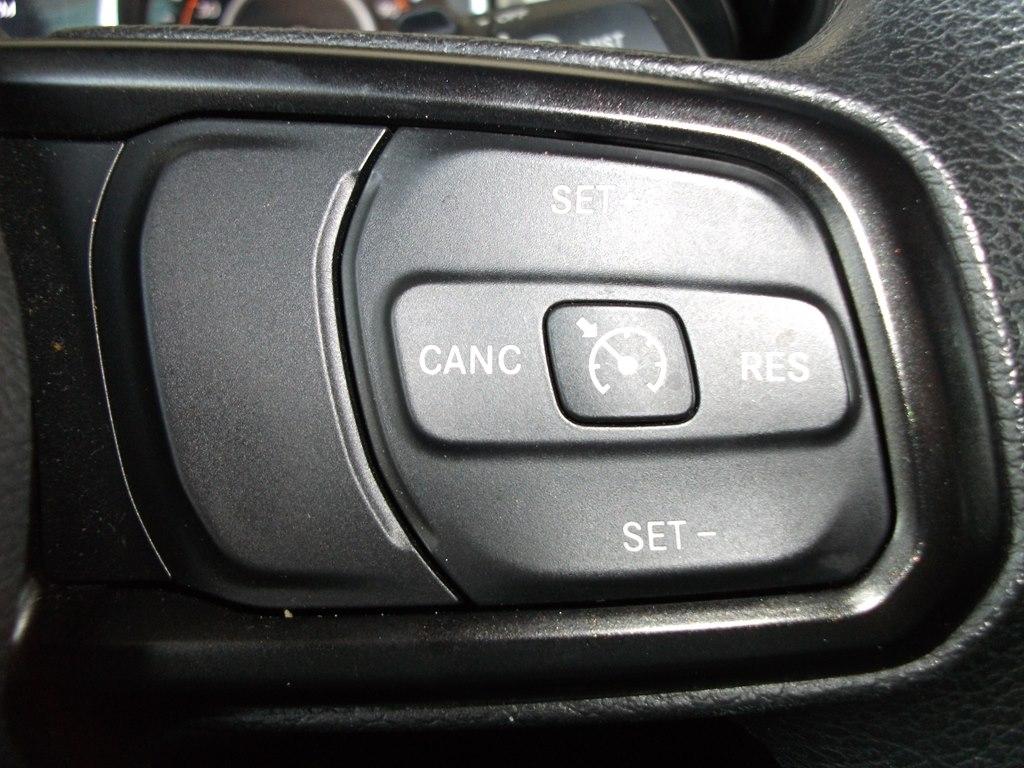 Jeep Wrangler Sport 4WD 2019
