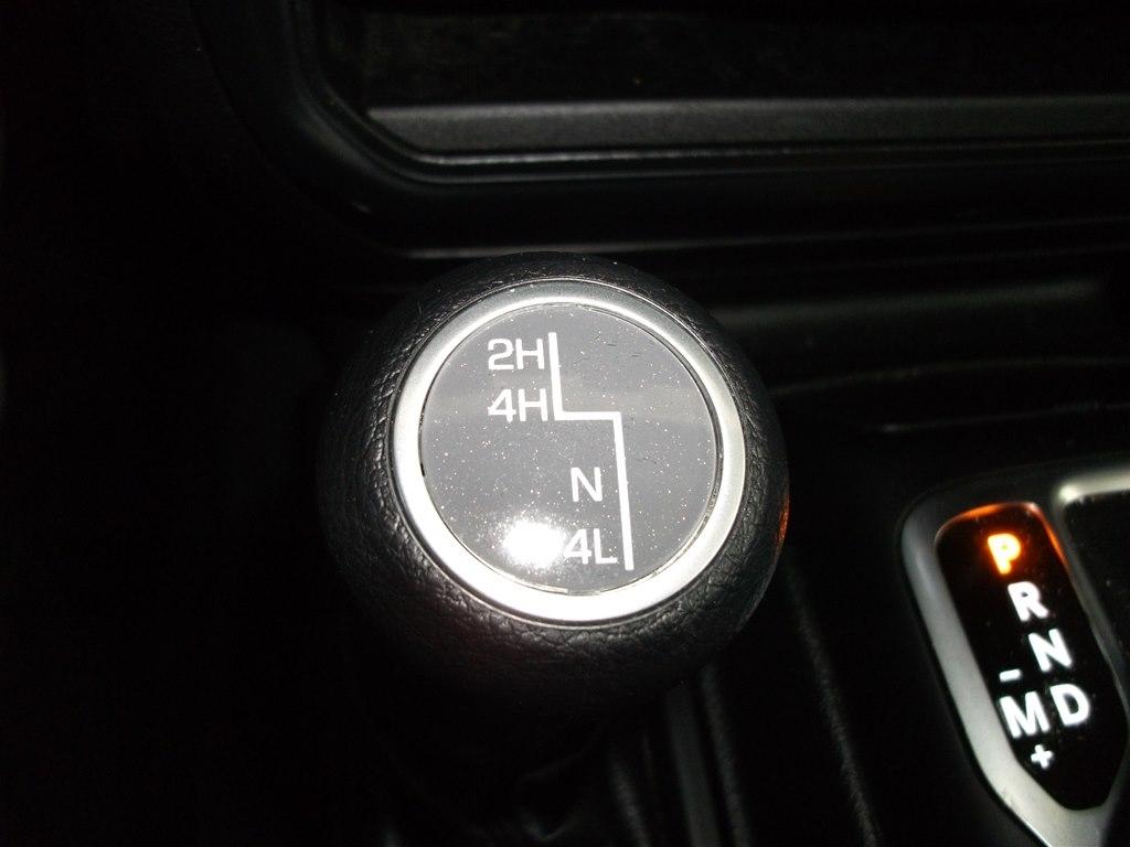 Jeep Wrangler Sport 4WD 2019