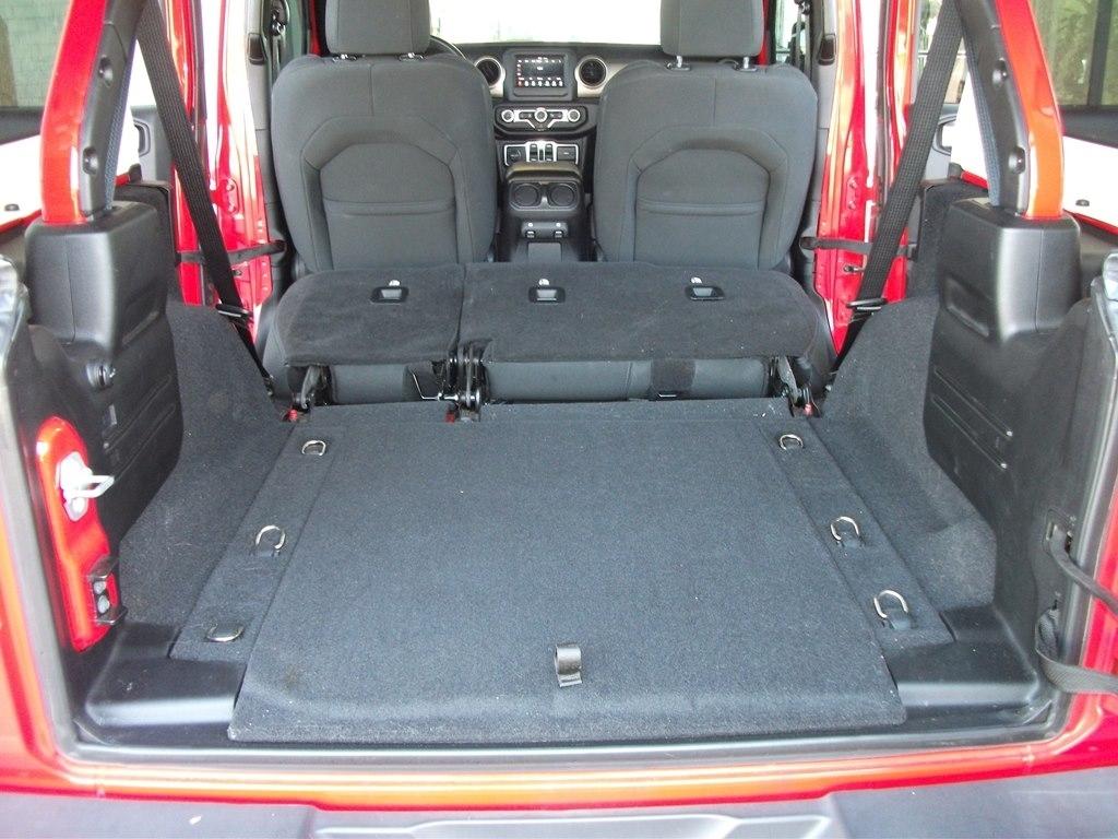 Jeep Wrangler Unlimited Sport 2018