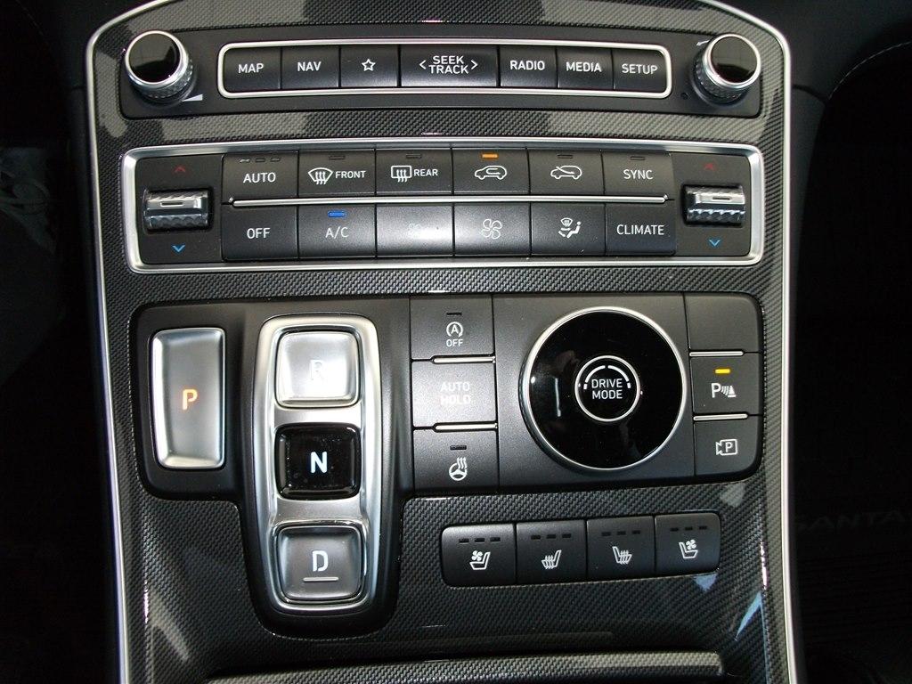 Hyundai Santa Fe Limited 2021