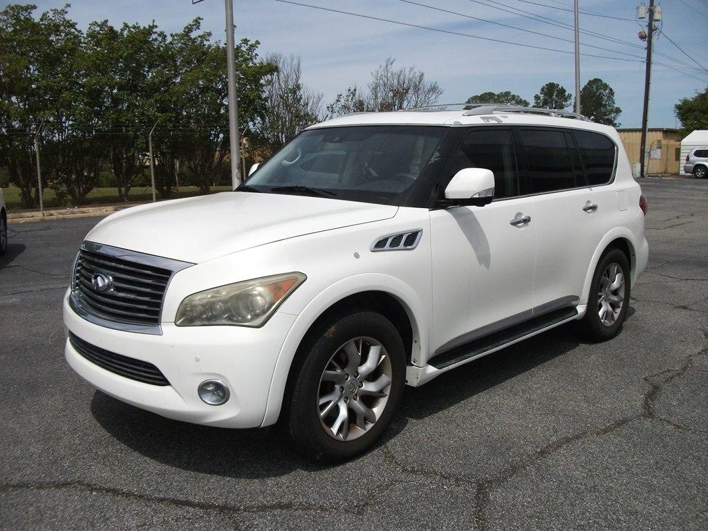 Infiniti QX56 2WD 2011