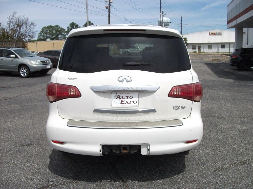 Infiniti QX56 2WD 2011