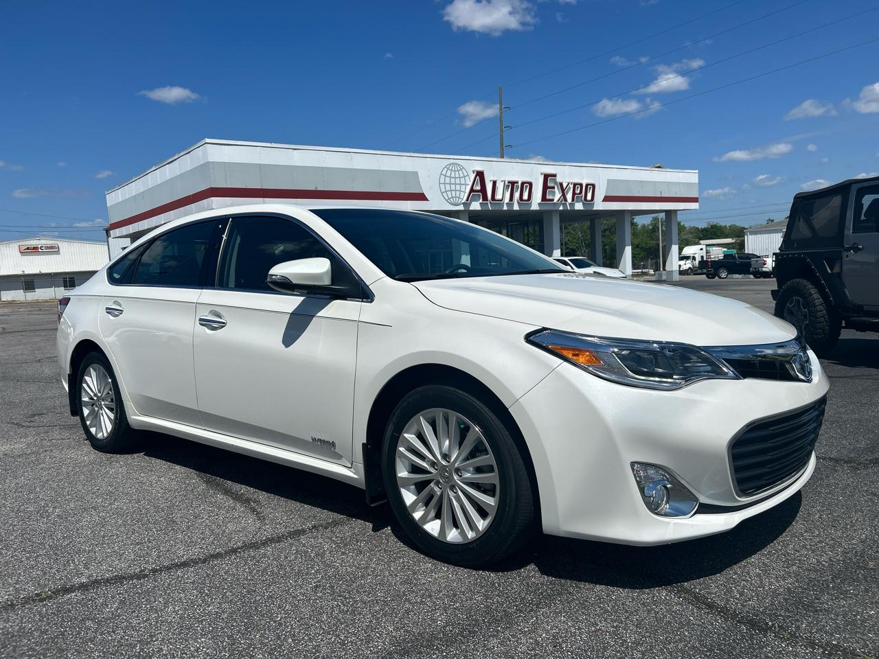 Toyota Avalon Hybrid Limited 2014