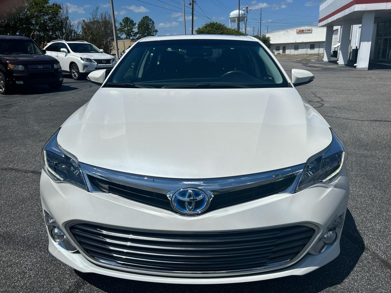 Toyota Avalon Hybrid Limited 2014